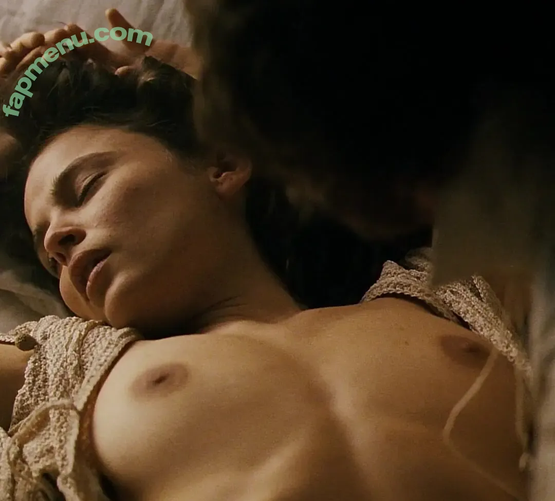 Elena Anaya nude photo #0033 (elenaanaya_)