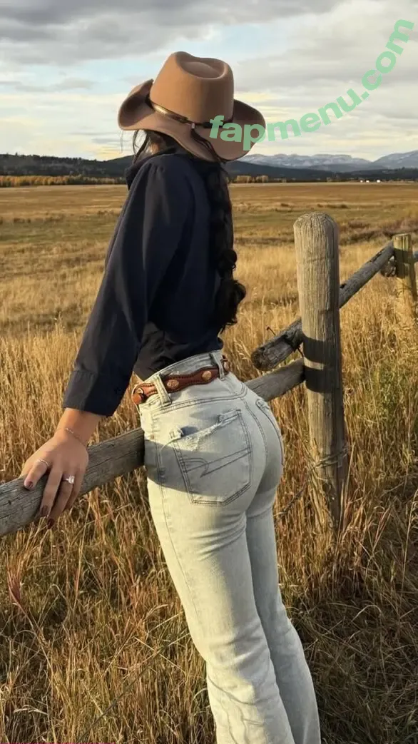 Elena Arenas nude photo #0117 (elena_arenas01)