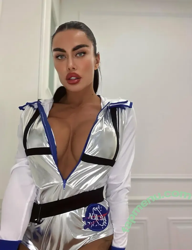 elena_buttyb nude photo #0016 (elena_buttyb)