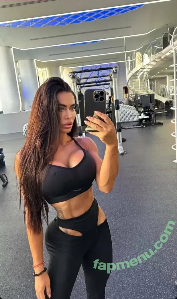 elena_buttyb nude photo #0030 (elena_buttyb)