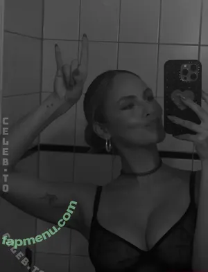 Elena Carrière / elenacarriere nude photo #0163