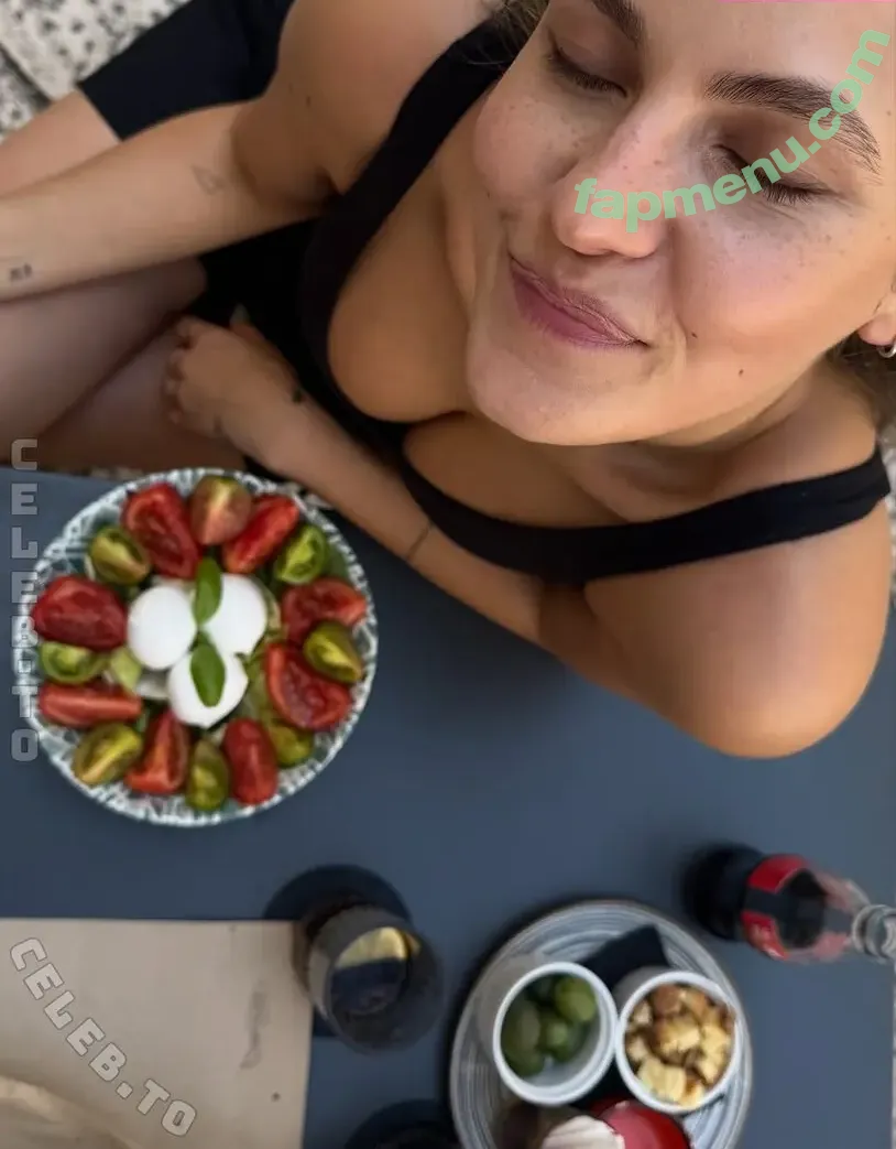 Elena Carrière nude photo #0177 (elenacarriere)