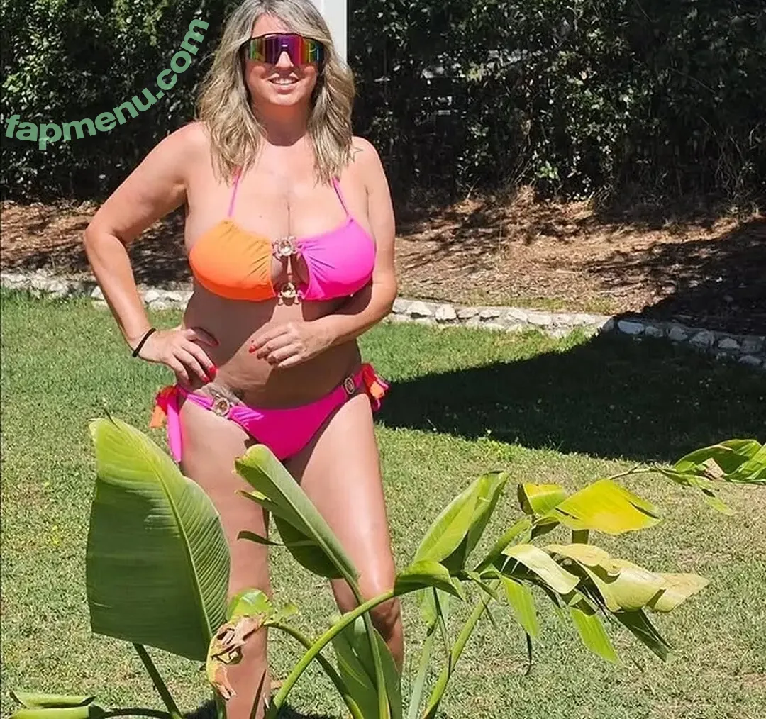 Elena Daniela Ungureanu nude photo #0097 (danachanel / elenadanielaungureanu)