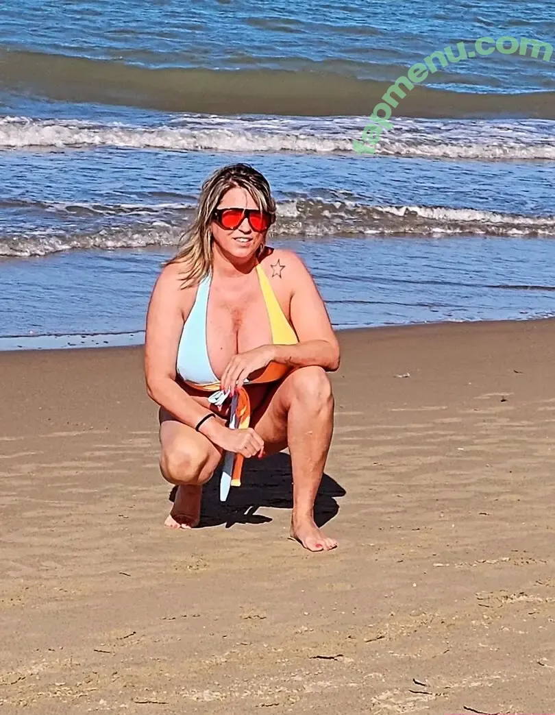 Elena Daniela Ungureanu nude photo #0101 (danachanel / elenadanielaungureanu)