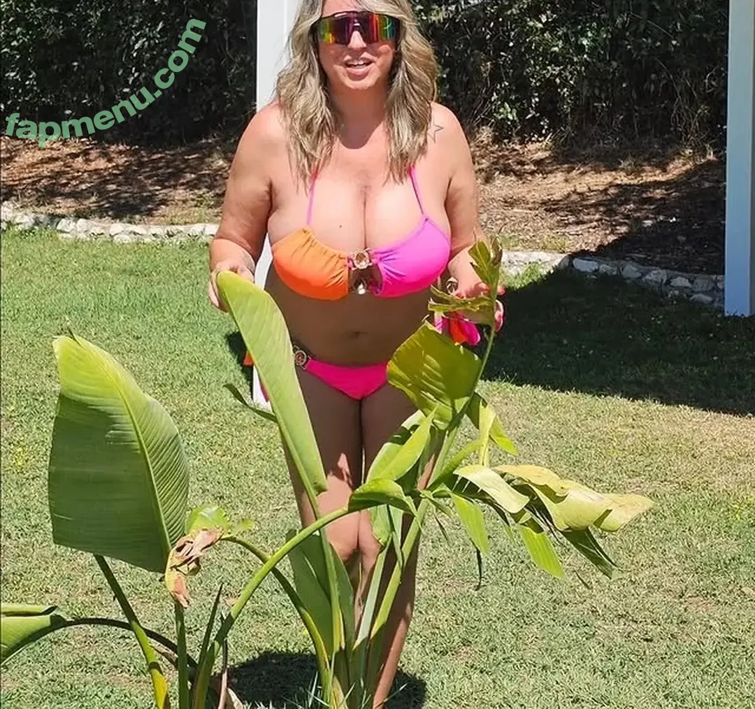 Elena Daniela Ungureanu nude photo #0106 (danachanel / elenadanielaungureanu)