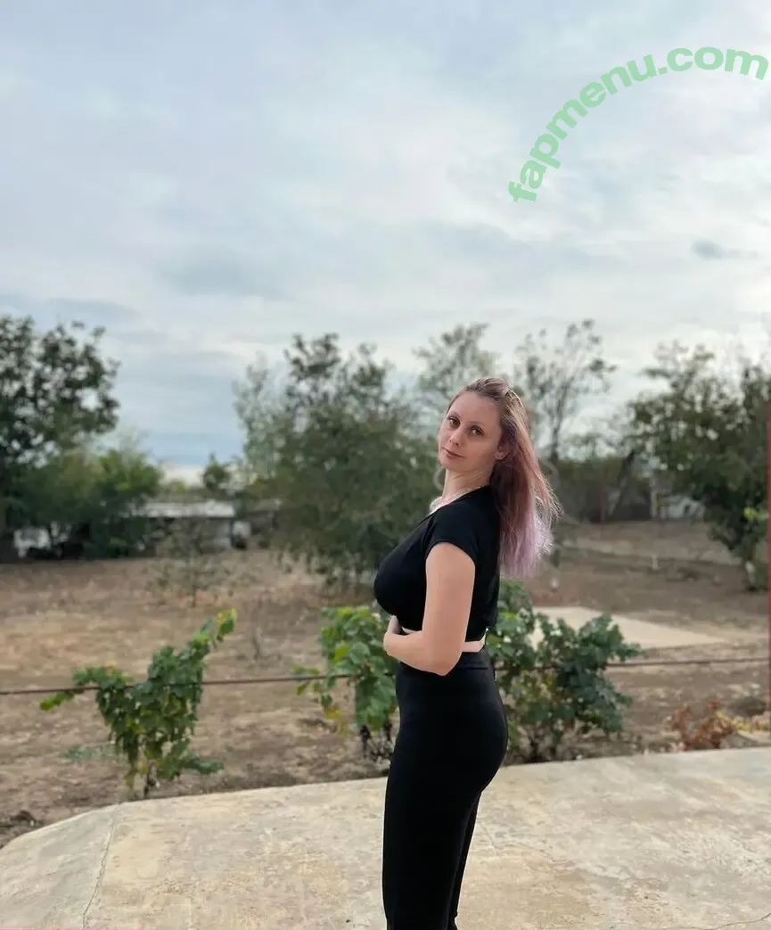 Elena Ilie nude photo #0061 (elena.petronela)