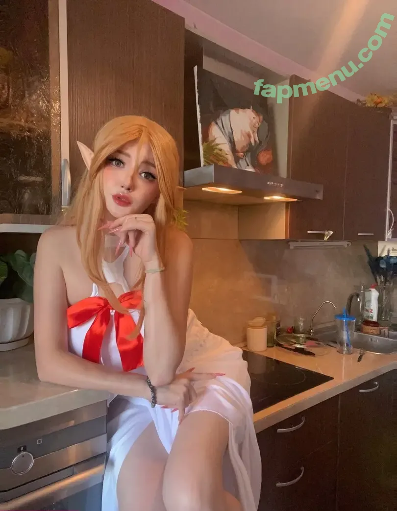 Elena Kyalviyainen nude photo #0219 (Elena Kyalviyainen)