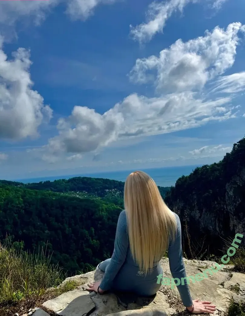 Elena Kyalviyainen nude photo #0331 (Elena Kyalviyainen)