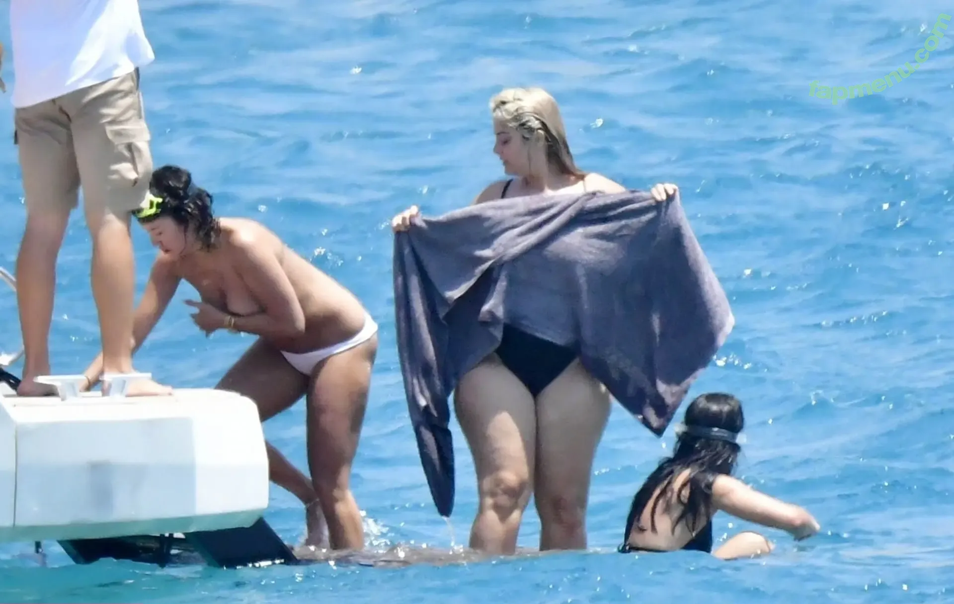 Elena Ora nude photo #0171 (elenaora)