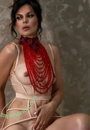 Elena Ptena / AbsoluteElena / Hot Mum / elenaabsolute nude photo #0660