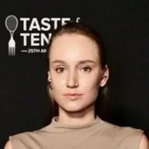 Elena Rybakina / lenarybakina nude photo #0002