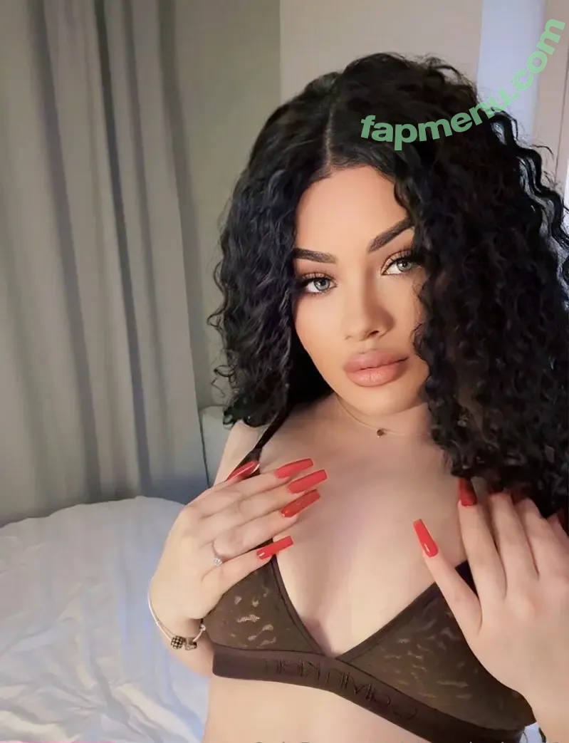 elenadaniela98 nude photo #0004 (elenadaniela98)