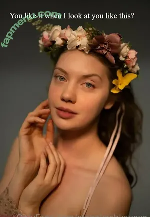 Elenakoshkaxoxo / therealelenakoshka nude photo #0381