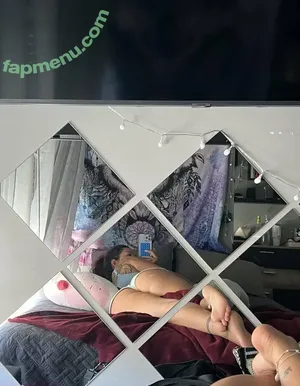  nude photo #0005