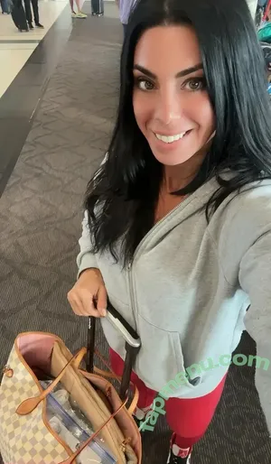 elenaxfox / elena_fox_fit nude photo #0026