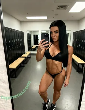 elenaxfox / elena_fox_fit nude photo #0040