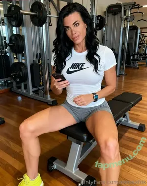 elenaxfox / elena_fox_fit nude photo #0044