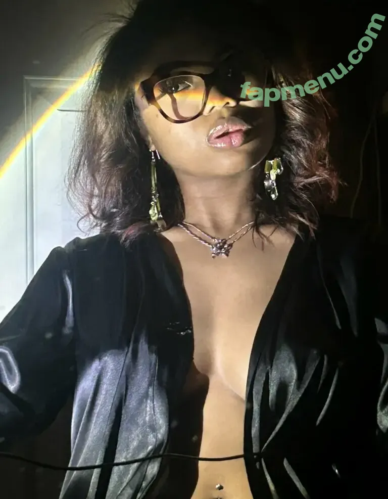 Elephanttittyz nude photo #0010 (smalltittyizzy)