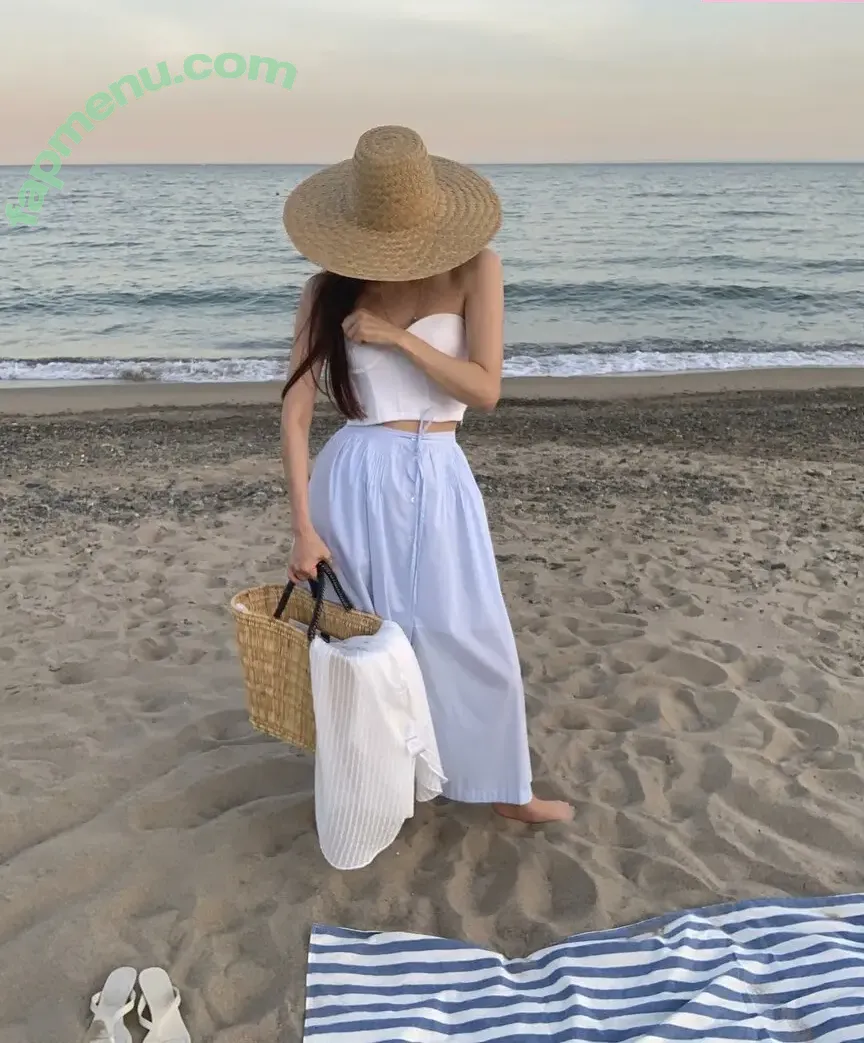 elfin_prairie nude photo #0198 (elfin_prairie)