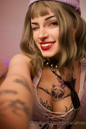 elfsandi / elfsandra nude photo #0024