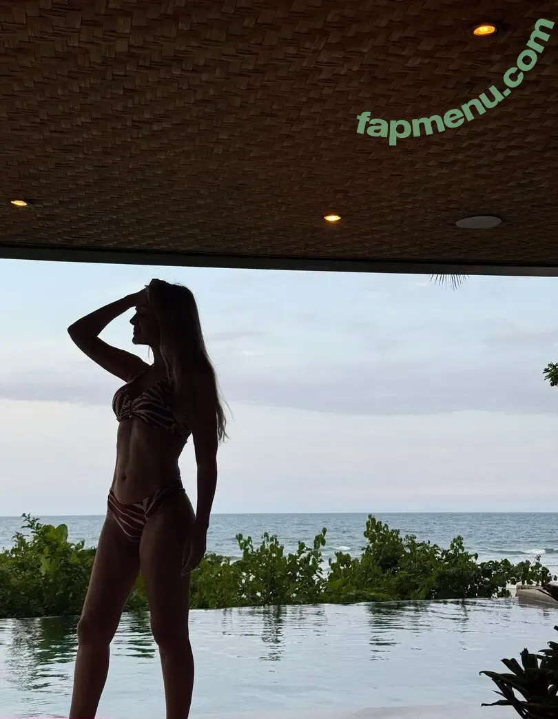 Eliana nude photo #0176 (elianarose)