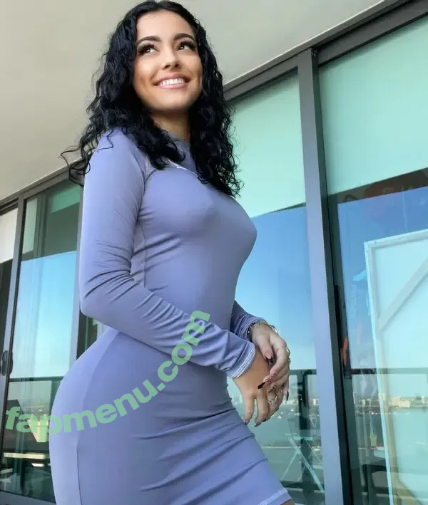 Elianarivg nude photo #0002 (Elianarivg)