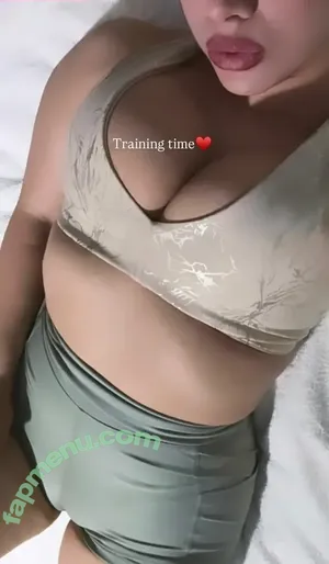 Elif Karaarslan / elifkaraarslan_17 nude photo #0184