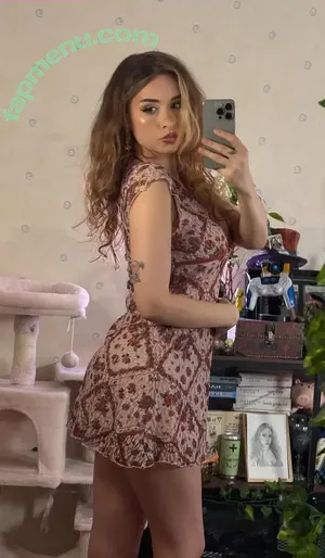 elina / elinatwitch nude photo #0088