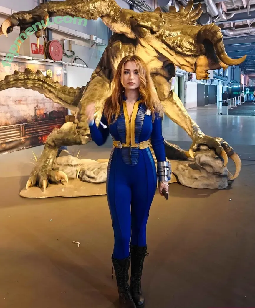 elina nude photo #0059 (elinatwitch)