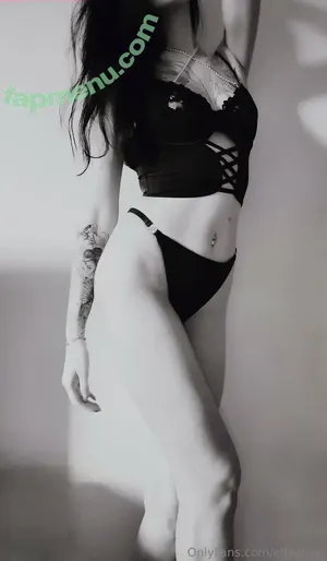  nude photo #0003