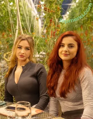 elinatwitch / yaboielina nude photo #0011