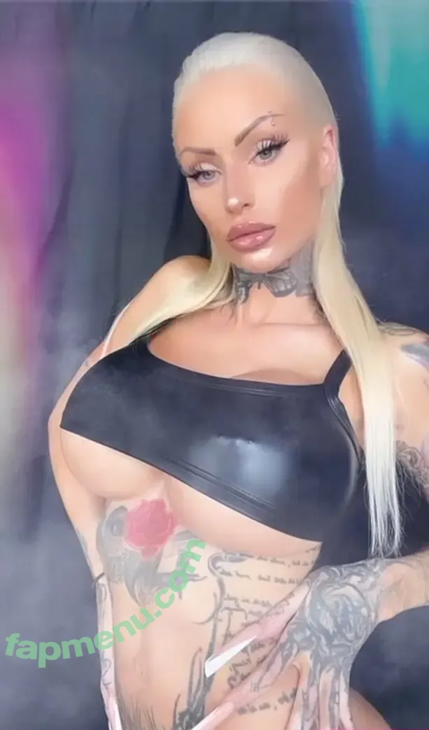 elisa_albrich nude photo #0004 (elisa_albrich)