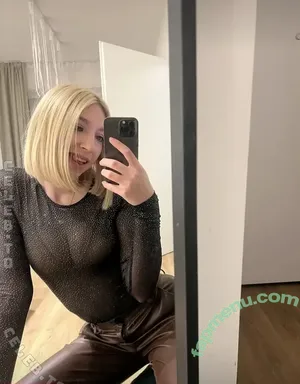 Elisa Becker / Elisa.bcker nude photo #0016