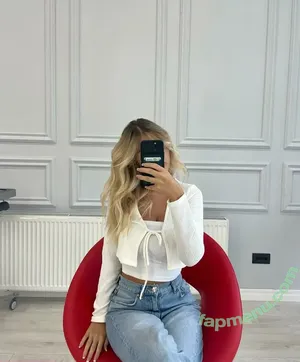 Elisa Berami / elisaberami / elisadepanicis nude photo #0077