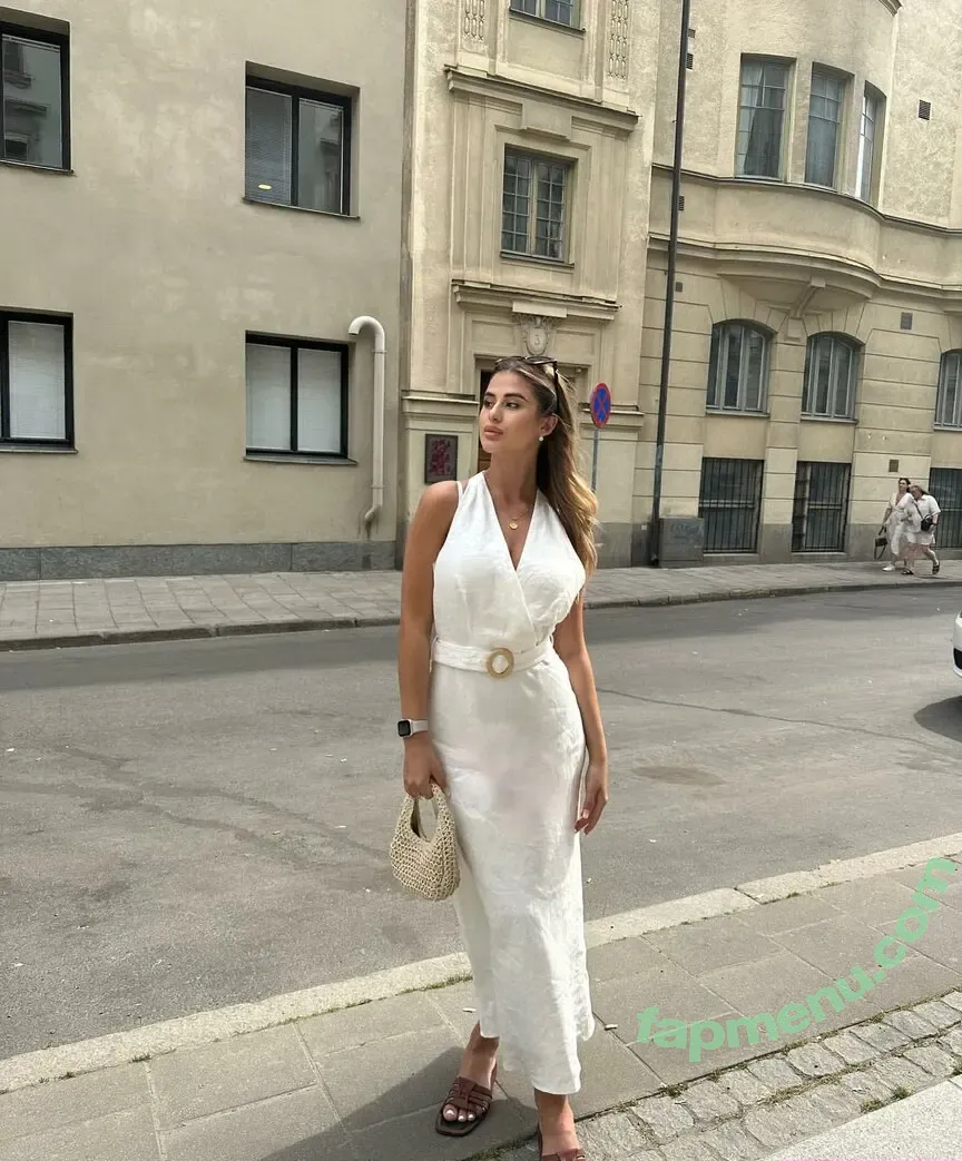 Elisa Berami nude photo #0113 (elisaberami / elisadepanicis)