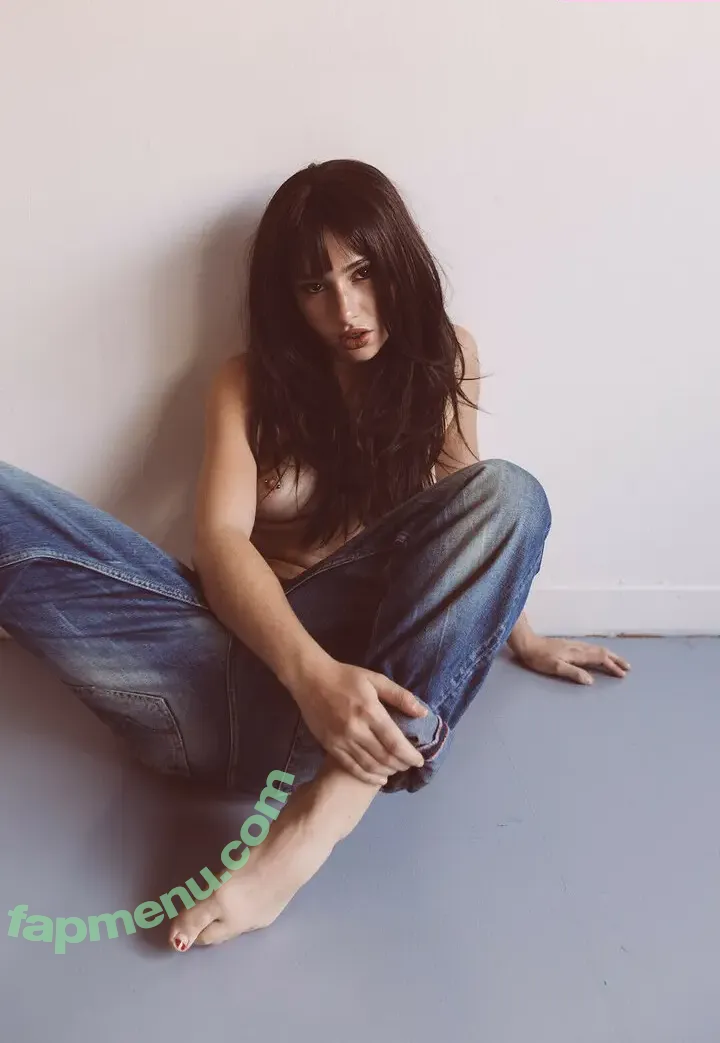 Elisa.fbre nude photo #0197 (Elisafbre)