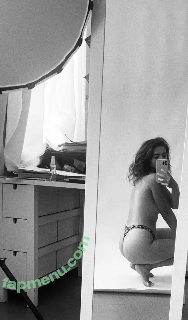 Elisabeth Dubrovsky nude photo #0007 (ElisabethDubrovsky / elisadubrovsky)