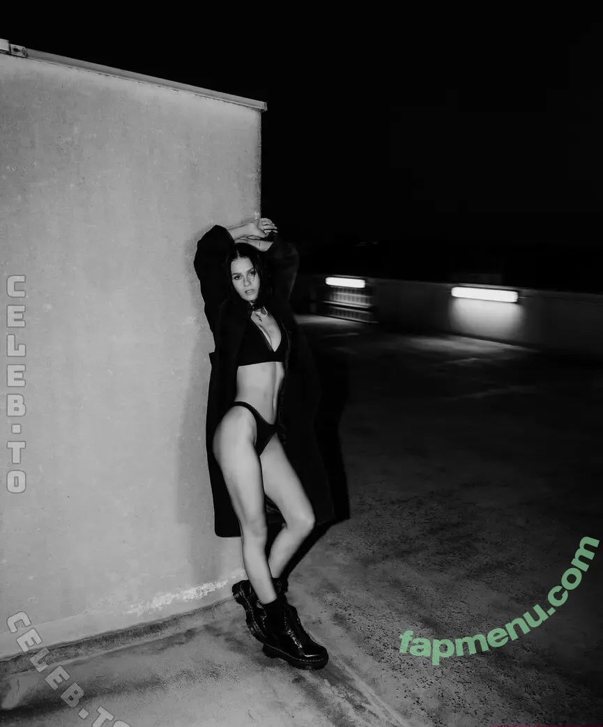 elisabeth_gslr nude photo #0009 (elisabeth_gslr)