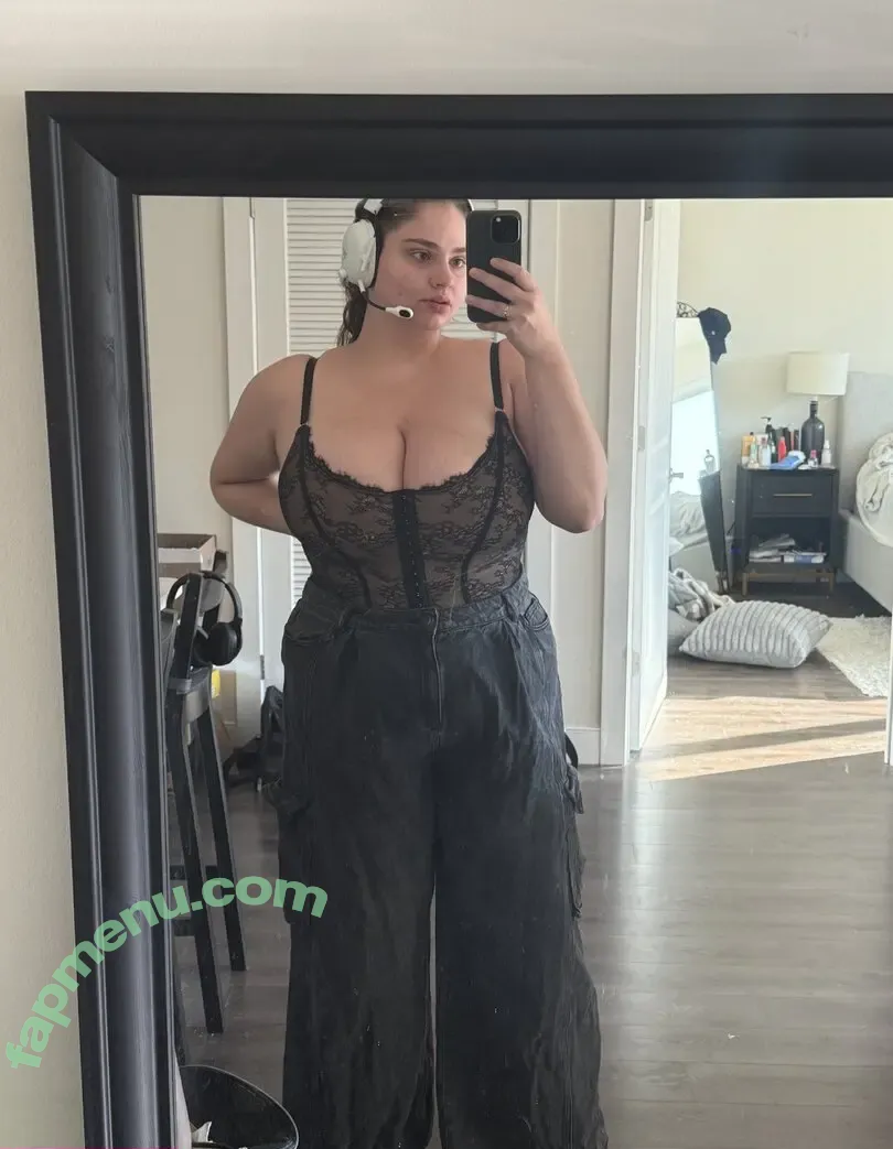 Elisabeth Marchini nude photo #0090 (ejmarchini / lizmarchini)