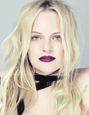 Elisabeth Moss / elisabethmossofficial nude photo #0098