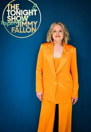 Elisabeth Moss / elisabethmossofficial nude photo #0114