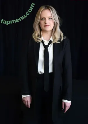 Elisabeth Moss / elisabethmossofficial nude photo #0124