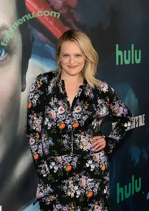 Elisabeth Moss / elisabethmossofficial nude photo #0184