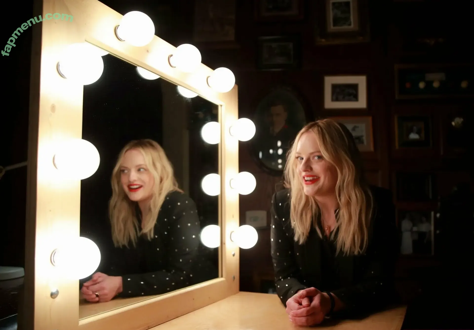 Elisabeth Moss nude photo #0104 (elisabethmossofficial)