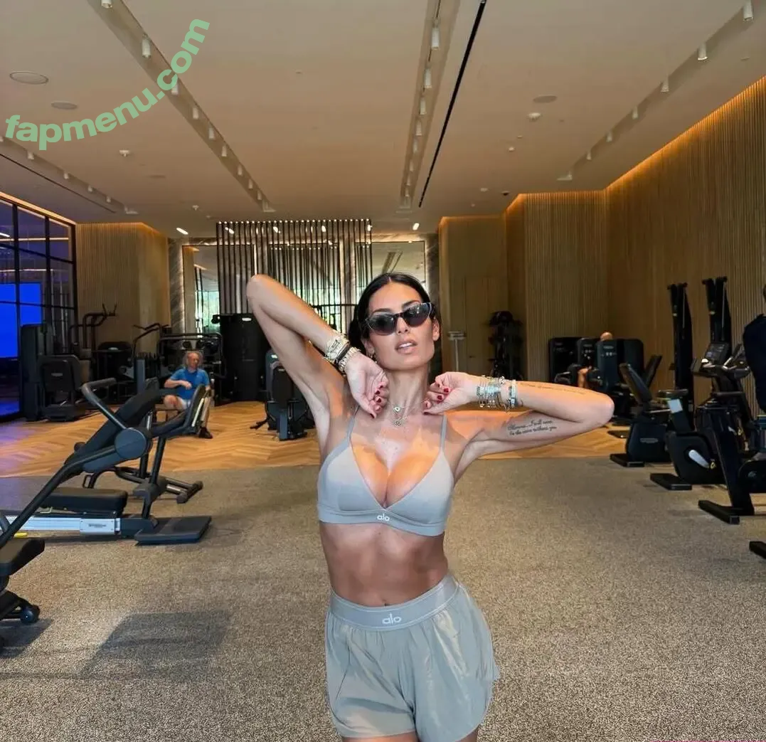 Elisabetta Gregoraci nude photo #0275 (elisabettagregoraciofficial / elisabettagregoracireal)