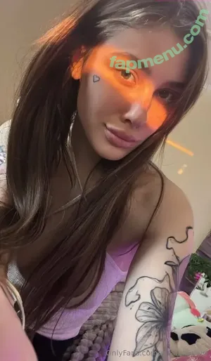 elisabrownie / elisablondie nude photo #0021