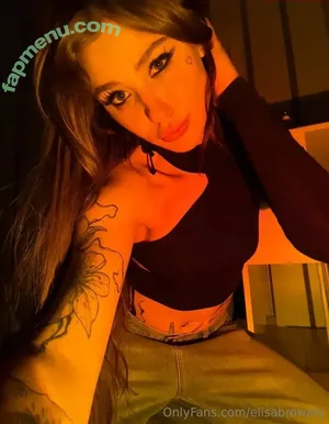 elisabrownie / elisablondie nude photo #0022