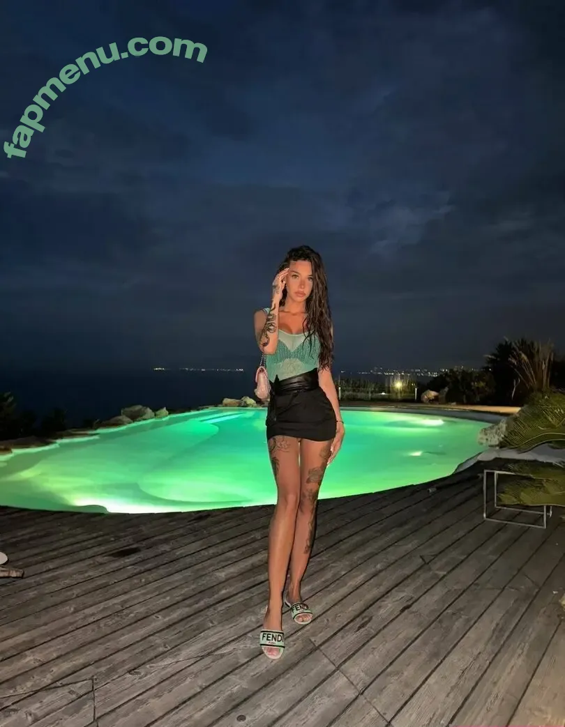 elisavimercati nude photo #0001 (elisavimercati_)