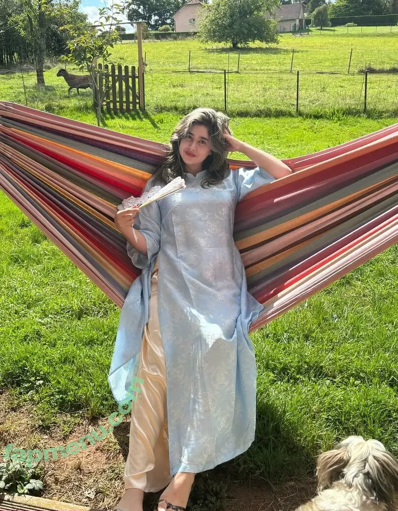 Elise Asmr nude photo #0098 (Elise Tran / Elise's Garden / iamelisetran)