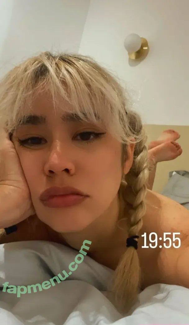 Elise ASMR nude photo #0003 (Elise Tran / Elise's Garden / iamelisetran)